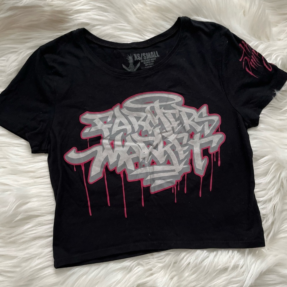 Farmer’s Market Pineapple Clan Crop Tee XS Small